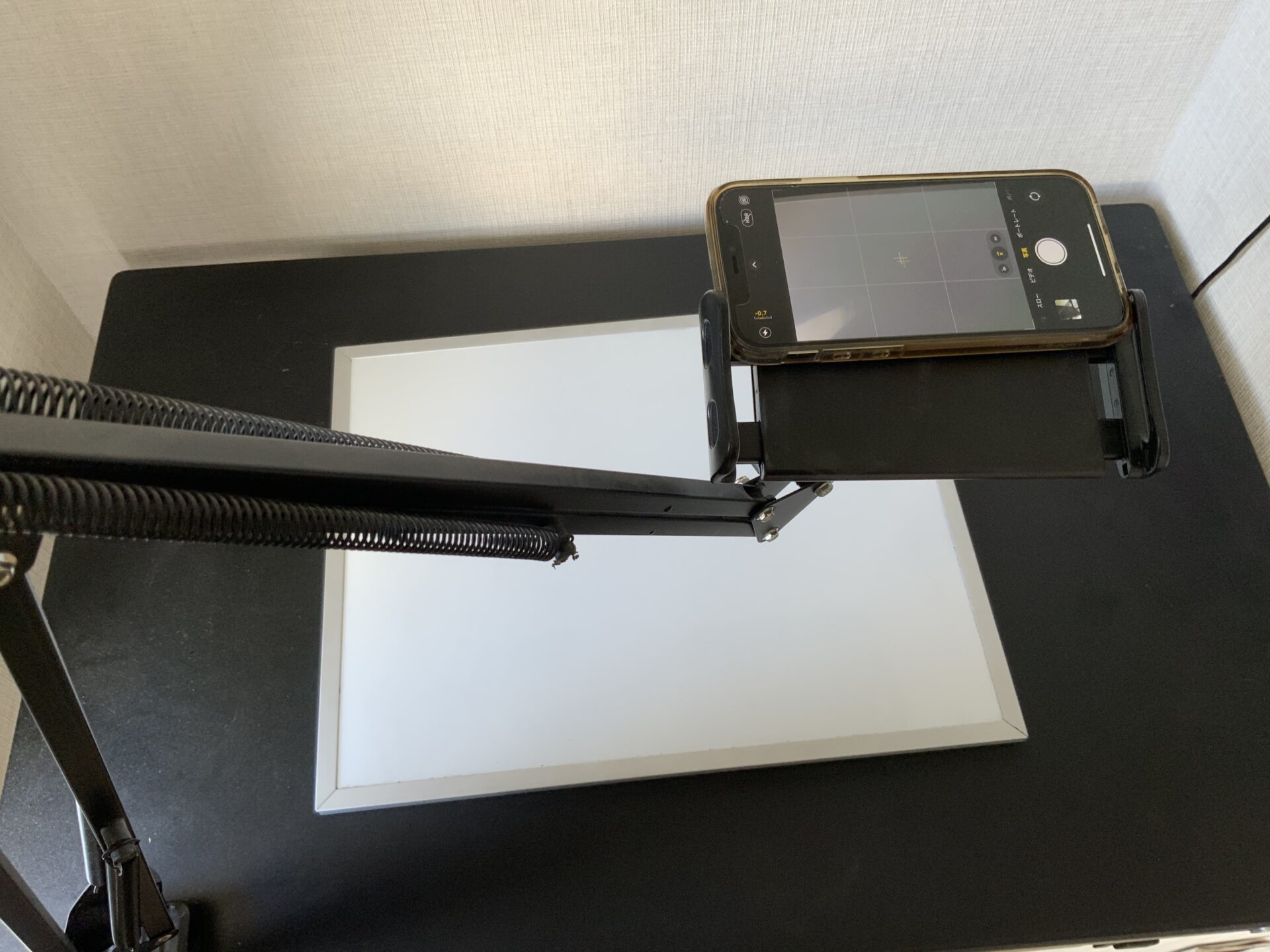 使わなきゃ損 手元のみのyoutube撮影時に使えるアームスタンド イラストレーターマーケティング